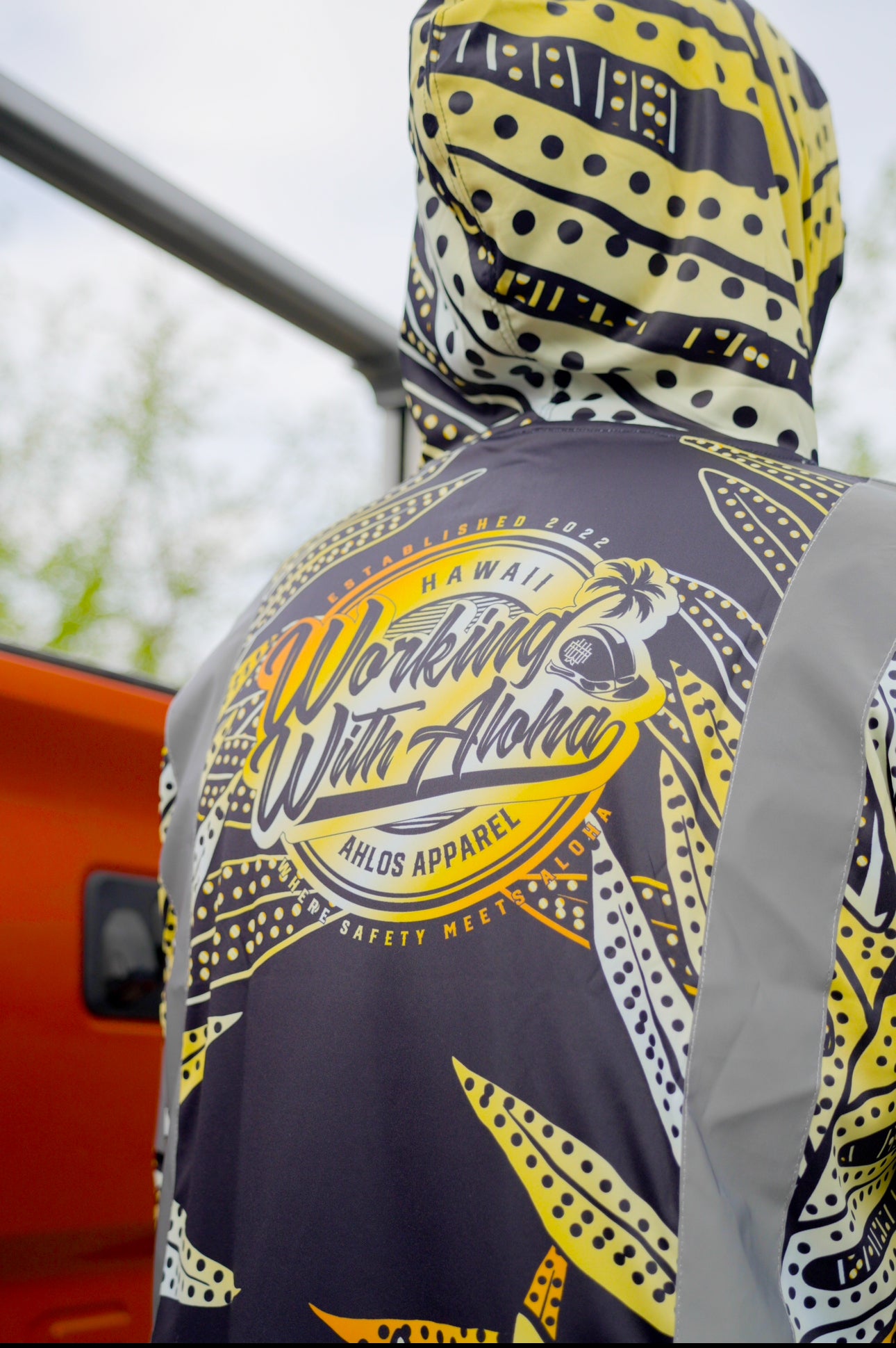 LAUA'E FERN - LONG SLEEVE HOODIE - BLACK & GOLD