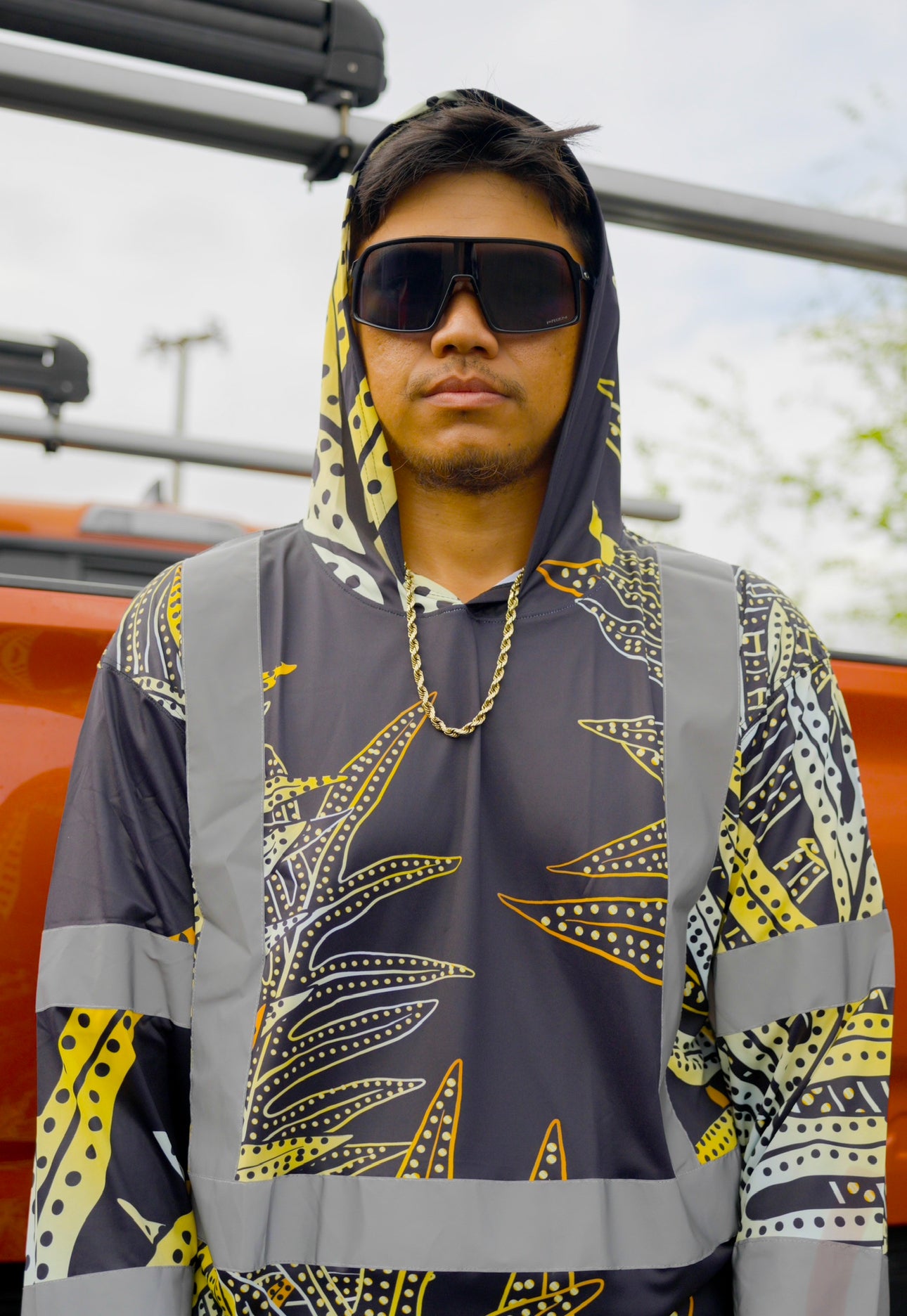 LAUA'E FERN - LONG SLEEVE HOODIE - BLACK & GOLD