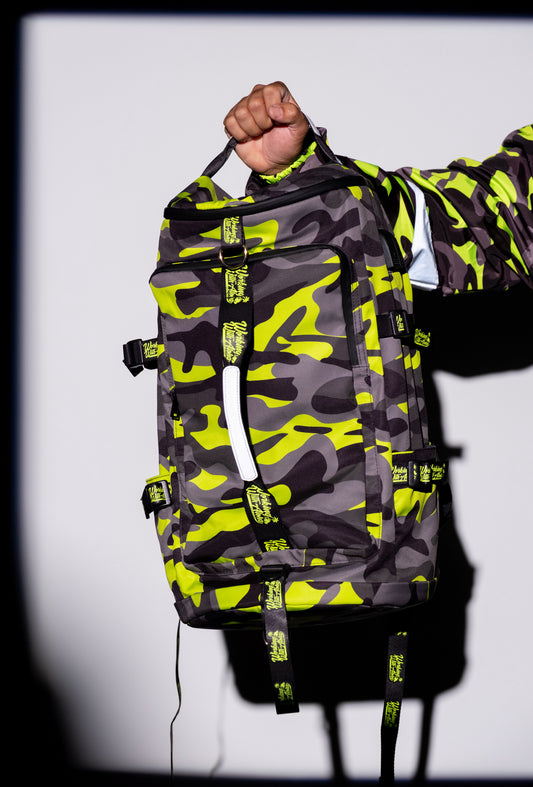 GREEN CAMO DUFFLE BACKPACK